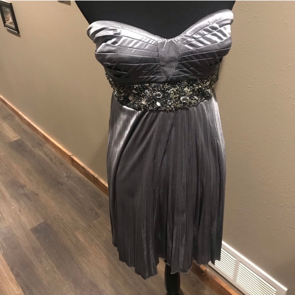 Homecoming /Concert/Event Strapless Dress NWT - Picture 4 of 14